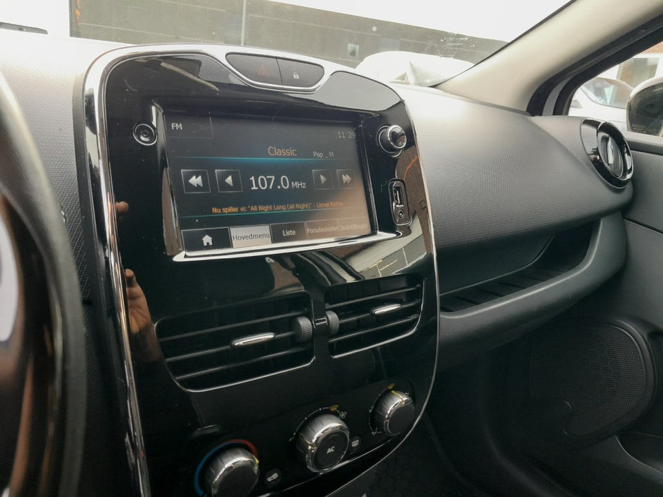 Renault Clio IV 0,9 TCe 90 Expression 5d