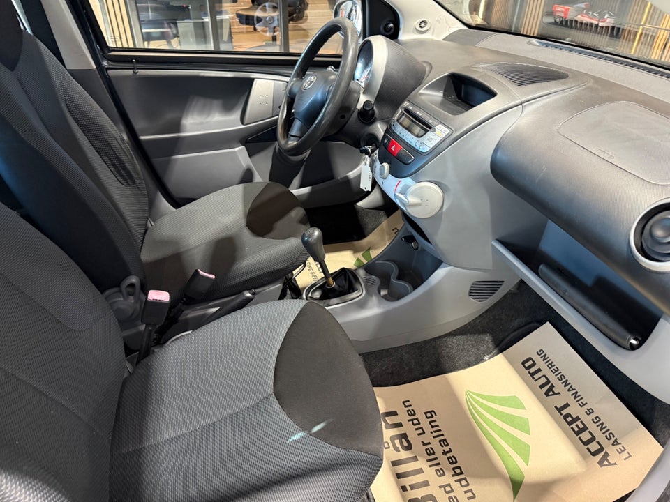 Toyota Aygo 1,0 Plus 5d