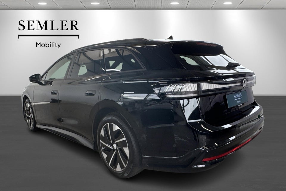 VW ID.7 86 Style S Tourer 5d