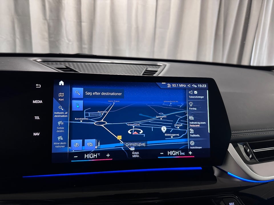 BMW iX1 xDrive30 X-Line 5d