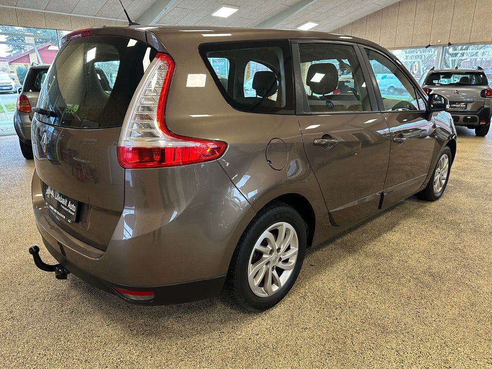 Renault Grand Scenic III 1,6 dCi 130 Dynamique 7prs 5d