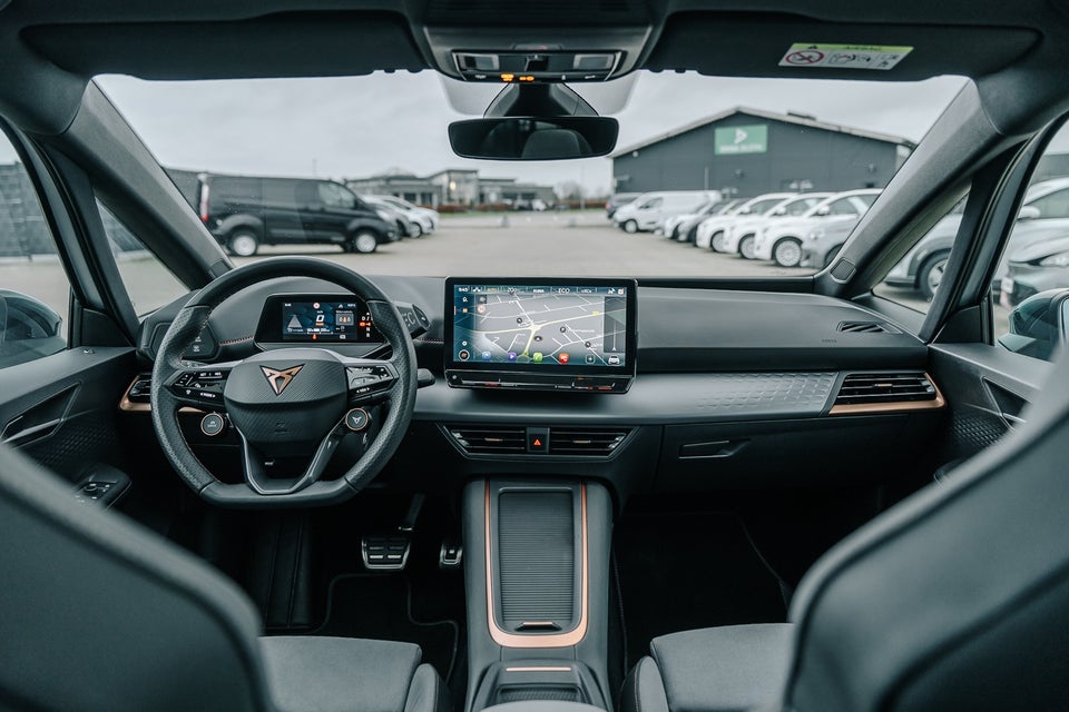 Cupra Born 58 e-Boost Dinamica Pack High 5d