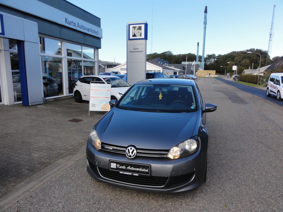 VW Golf VI 1,6 TDi 105 BlueMotion 5d