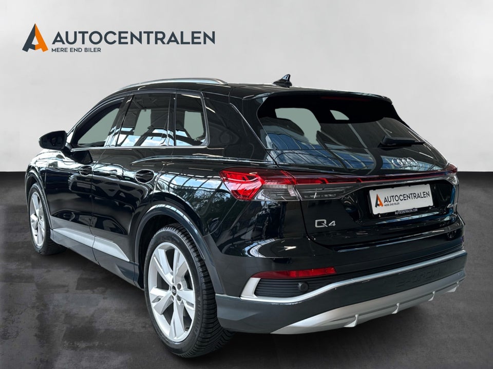 Audi Q4 e-tron 40 S-line 5d