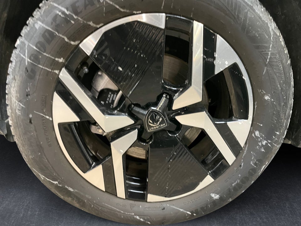 Peugeot e-2008 54 GT 5d