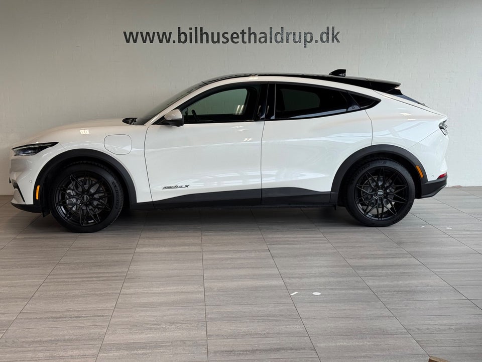 Ford Mustang Mach-E 98 Extended Range 5d