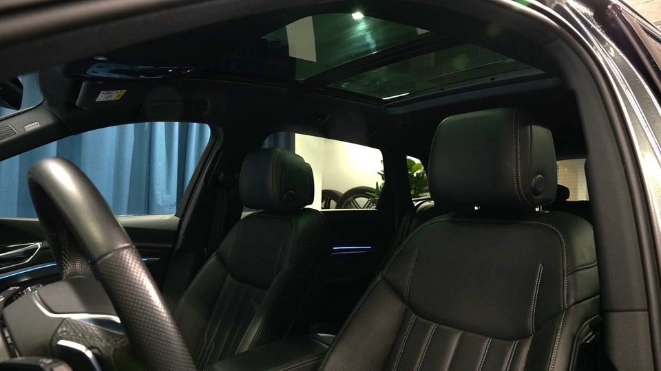 Audi e-tron 55 S-line quattro 5d