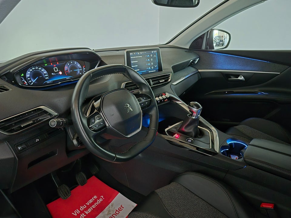 Peugeot 3008 1,2 PureTech 130 Allure 5d