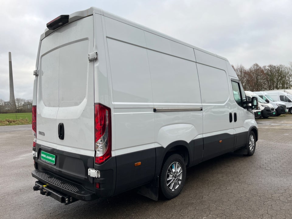 Iveco Daily 3,0 35S18 12m³ Van AG8