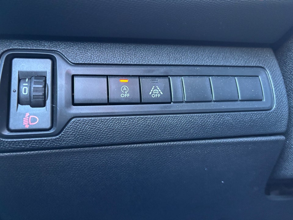 Peugeot 308 1,5 BlueHDi 130 Allure Pack SW 5d