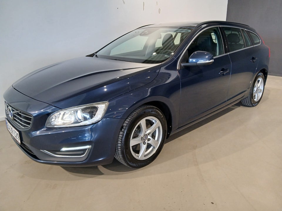 Volvo V60 2,0 T5 245 Momentum aut. 5d