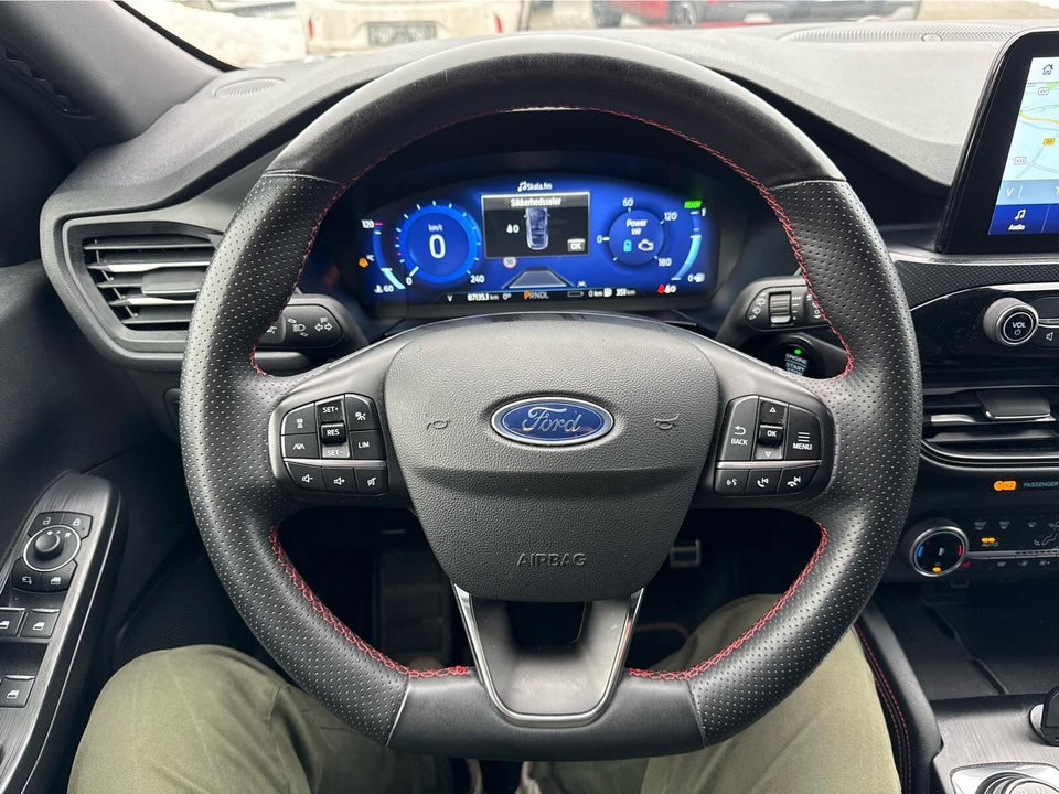 Ford Kuga 2,5 PHEV ST-Line X CVT 5d