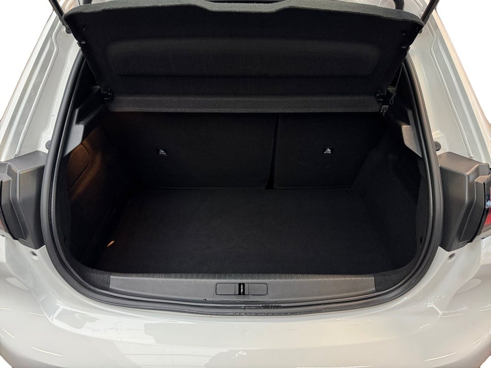 Peugeot e-208 50 Active Pack 5d