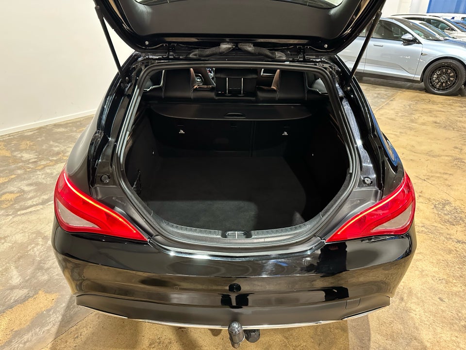 Mercedes CLA200 1,6 Shooting Brake aut. 5d