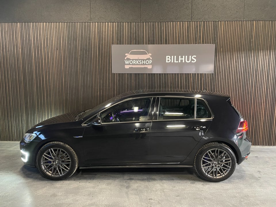 VW Golf VII 1,4 GTE DSG 5d