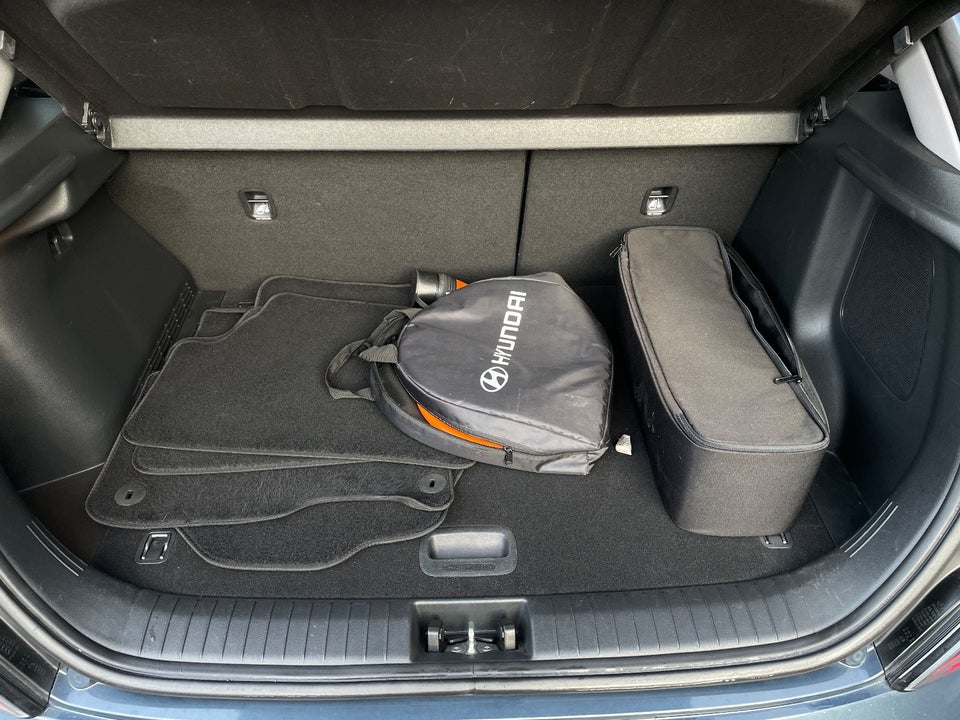 Hyundai Kona 64 EV Advanced 5d