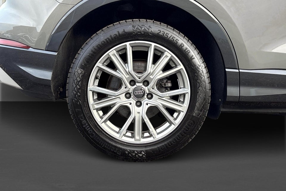 Audi Q3 35 TFSi Advanced Prestige S-tr. 5d