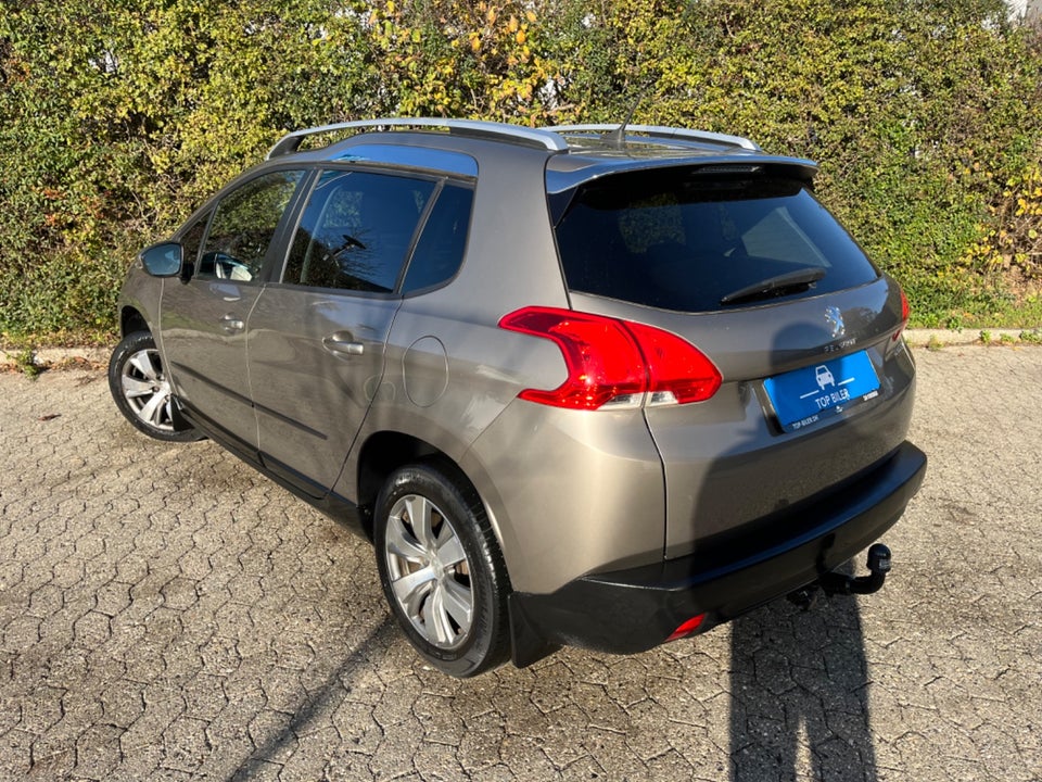 Peugeot 2008 1,2 VTi 82 Allure 5d