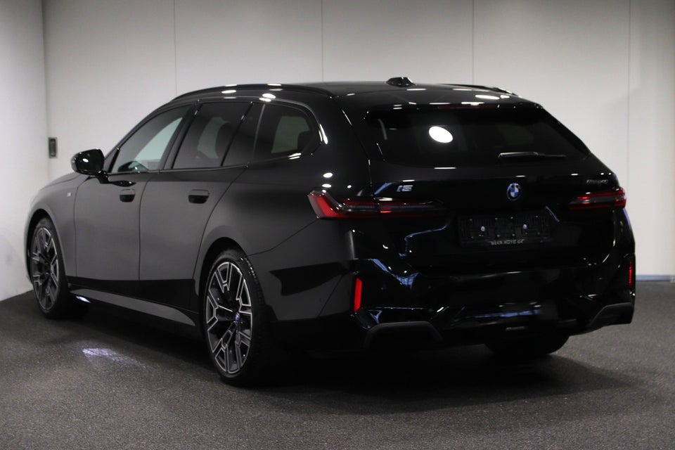 BMW i5 eDrive40 Touring M-Sport 5d
