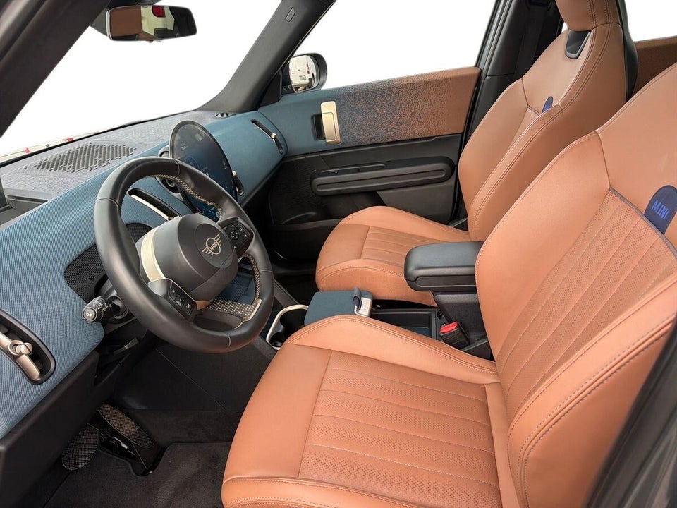 MINI Countryman E Favoured Trim M 5d