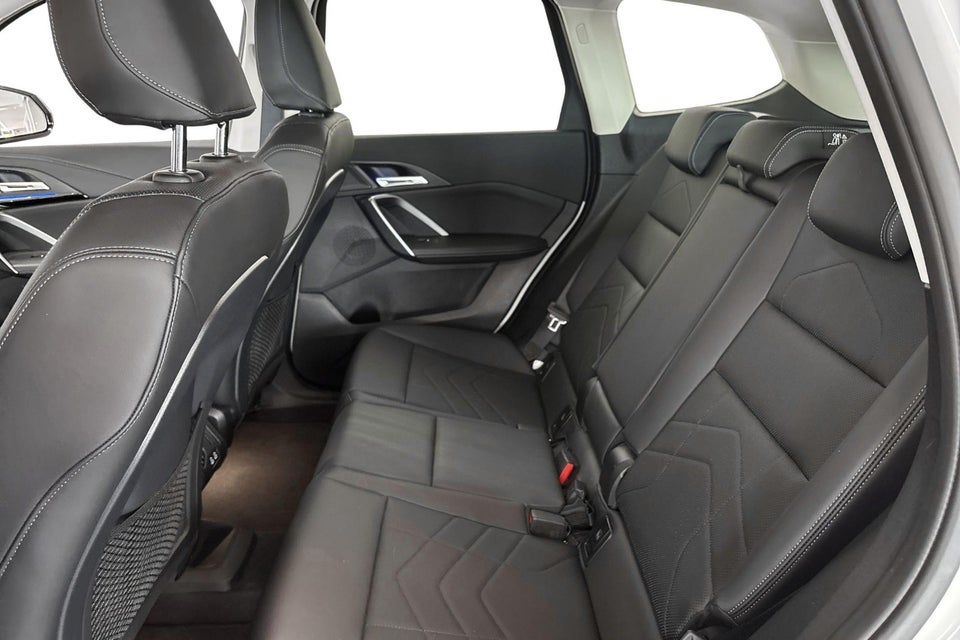 BMW iX1 eDrive20 X-Line 5d