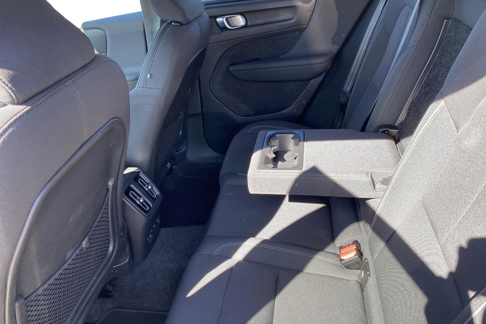Volvo EX40 Extended Range Plus 5d