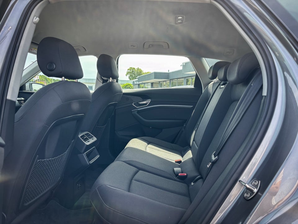 Audi e-tron 55 Prestige quattro 5d