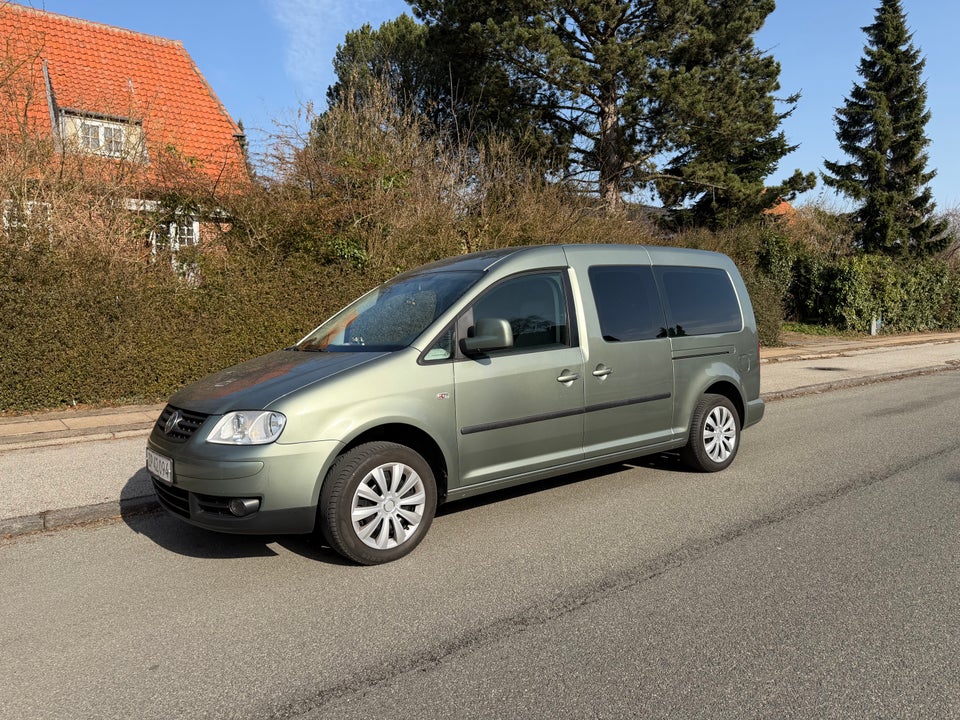 VW Caddy Maxi 1,6 Life 4d