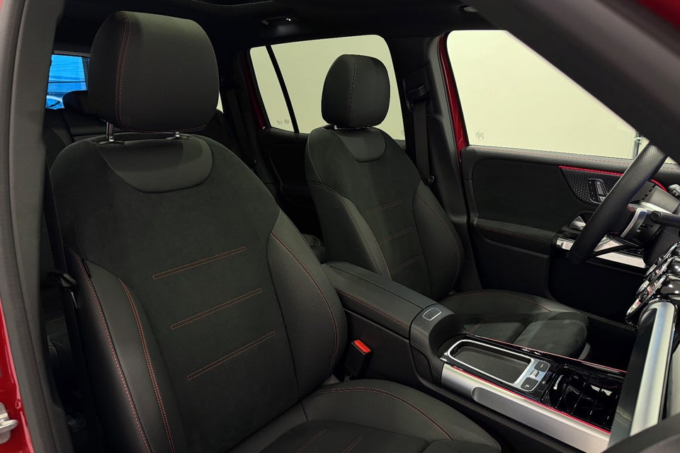 Mercedes EQB300 AMG Line 4Matic 5d