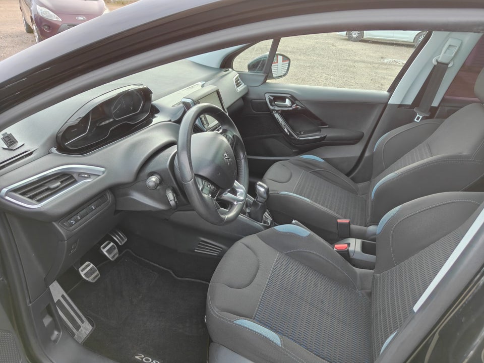 Peugeot 208 1,2 VTi Allure 5d