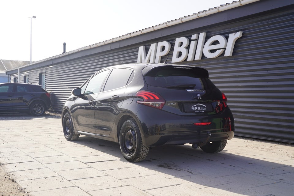 Peugeot 208 1,6 BlueHDi 100 Desire Sky 5d