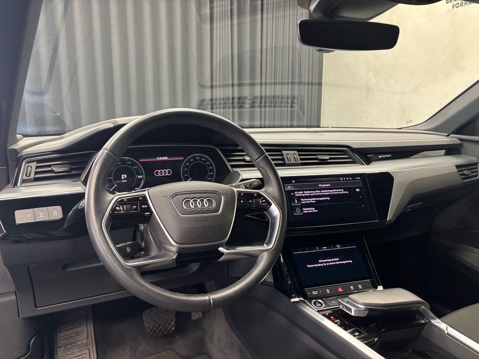 Audi Q8 e-tron 50 Prestige quattro 5d