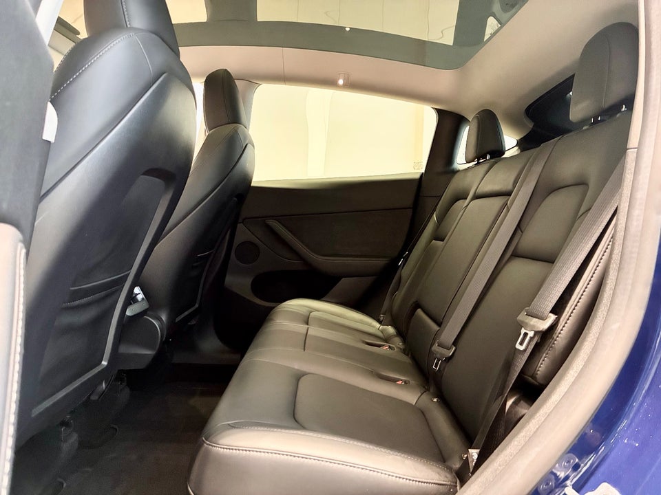 Tesla Model Y RWD 5d