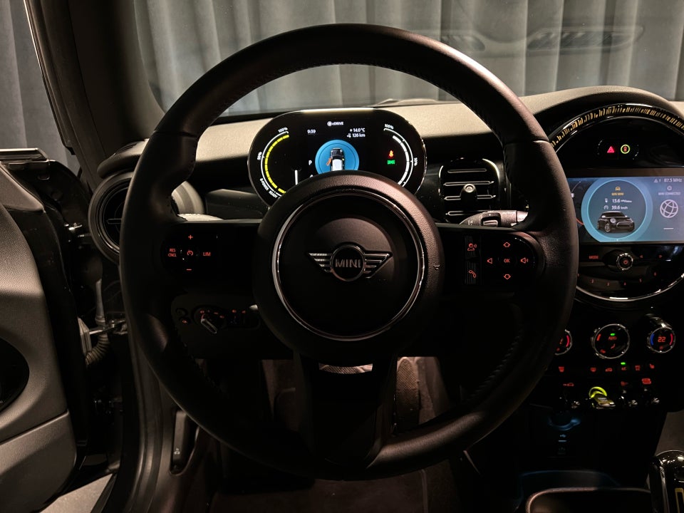 MINI Cooper SE Edition Premium Plus 3d