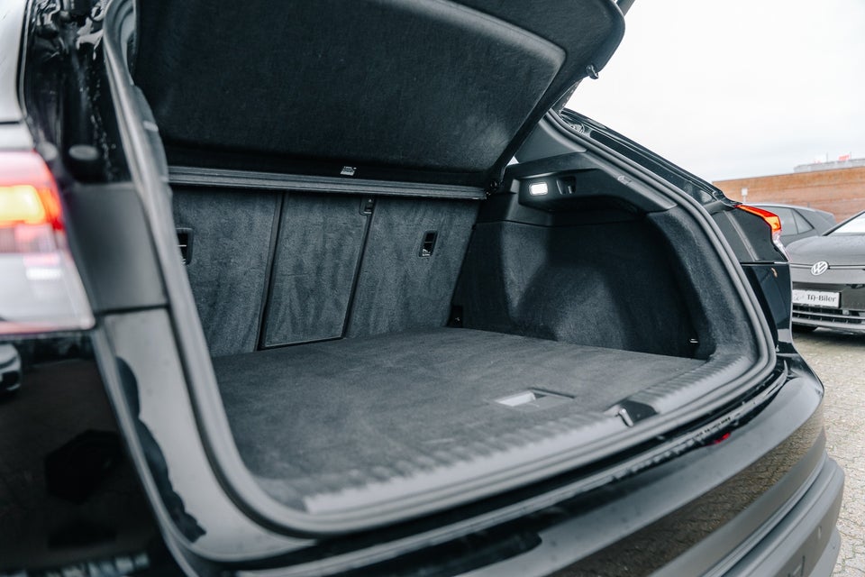 Audi Q4 e-tron 40 Advanced 5d