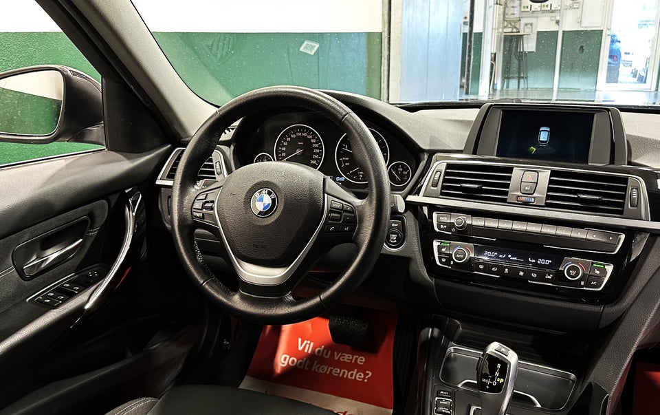 BMW 320d 2,0 Touring Advantage aut. 5d