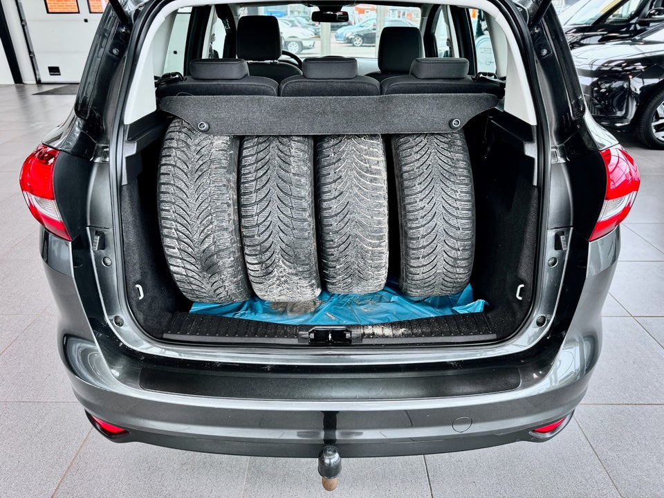 Ford C-MAX 1,5 TDCi 120 Titanium aut. 5d