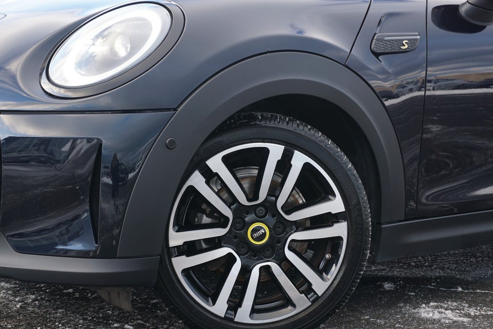 MINI Cooper SE Edition Premium Plus 3d