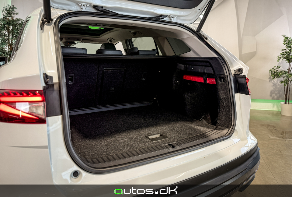 Skoda Enyaq 80 iV Selection Lounge 5d