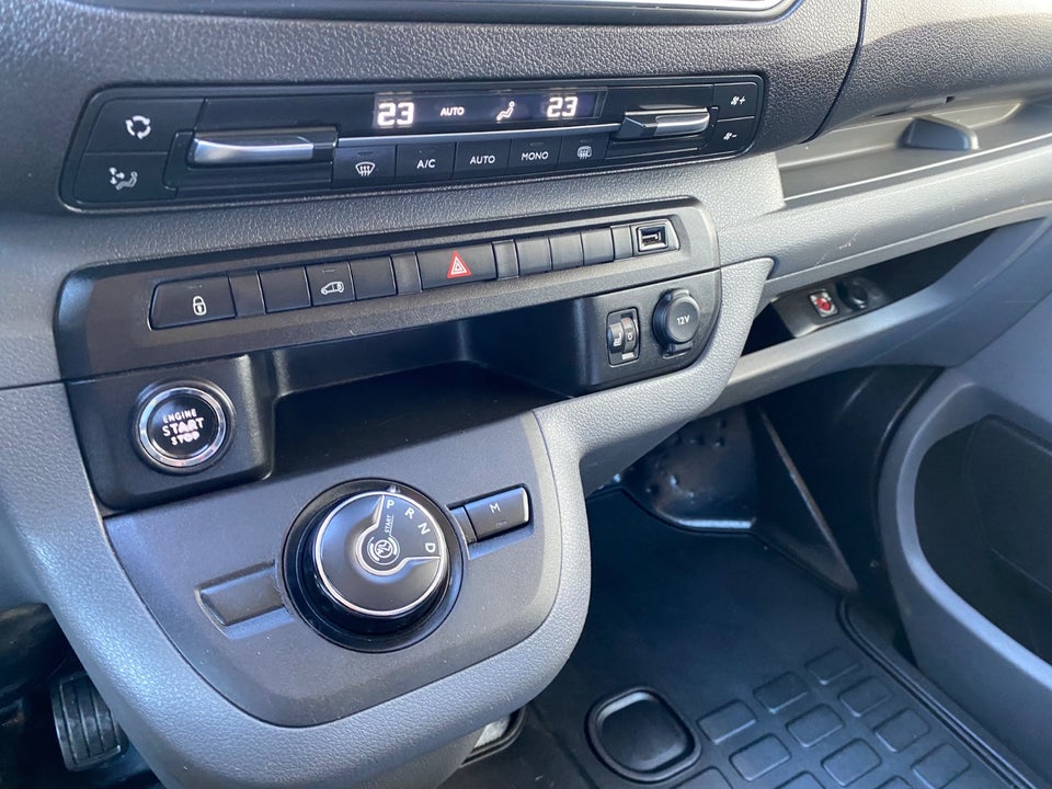 Citroën Jumpy 2,0 BlueHDi 122 L2 MasterLine EAT8