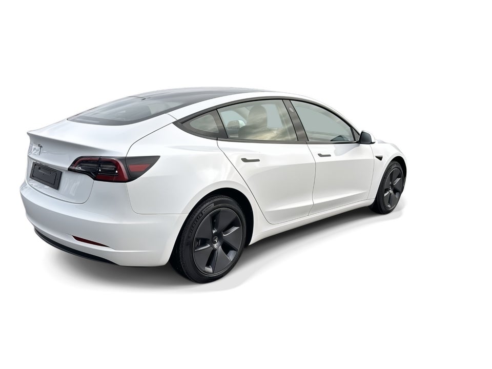 Tesla Model 3 RWD 4d