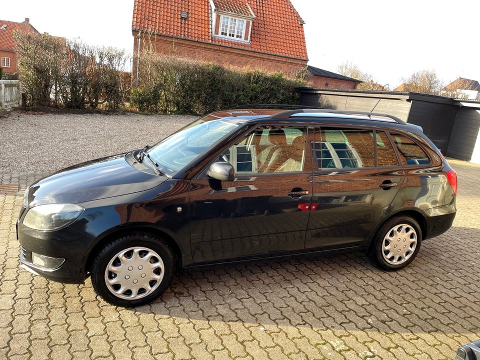Skoda Fabia 1,2 12V Active Combi 5d
