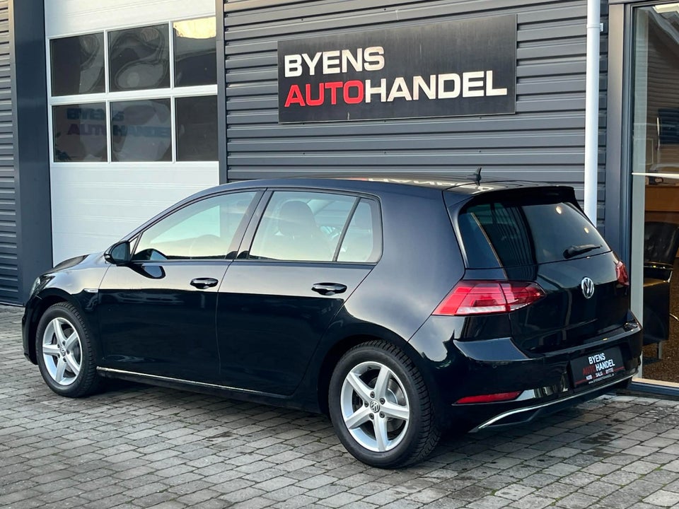 VW Golf VII 1,5 TSi 130 Comfortline DSG 5d