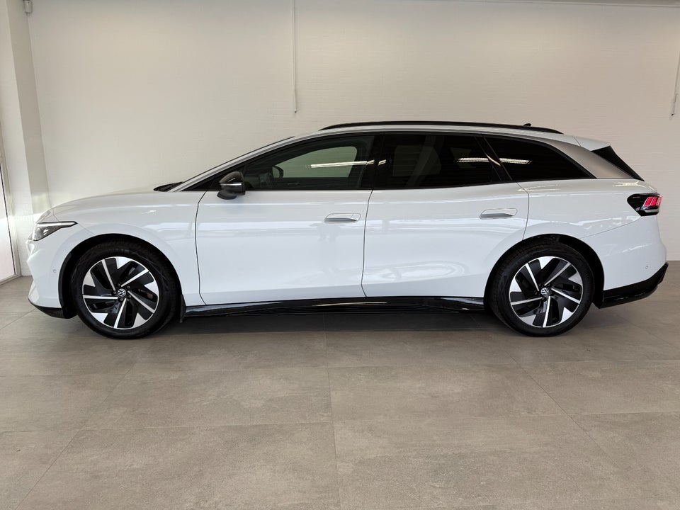 VW ID.7 77 Style Tourer 5d