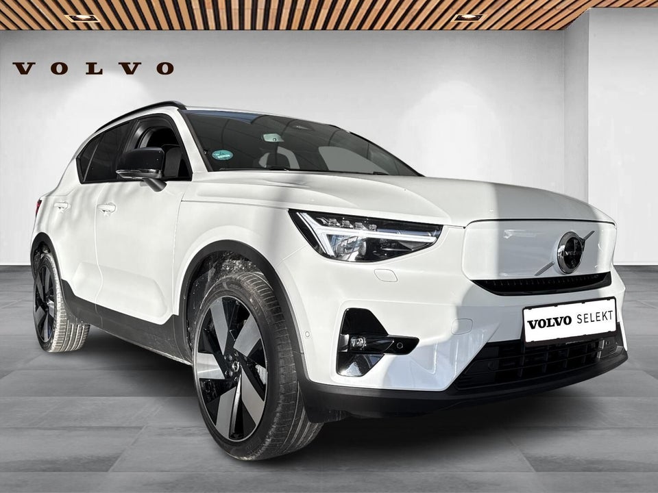 Volvo EX40 Extended Range Plus 5d