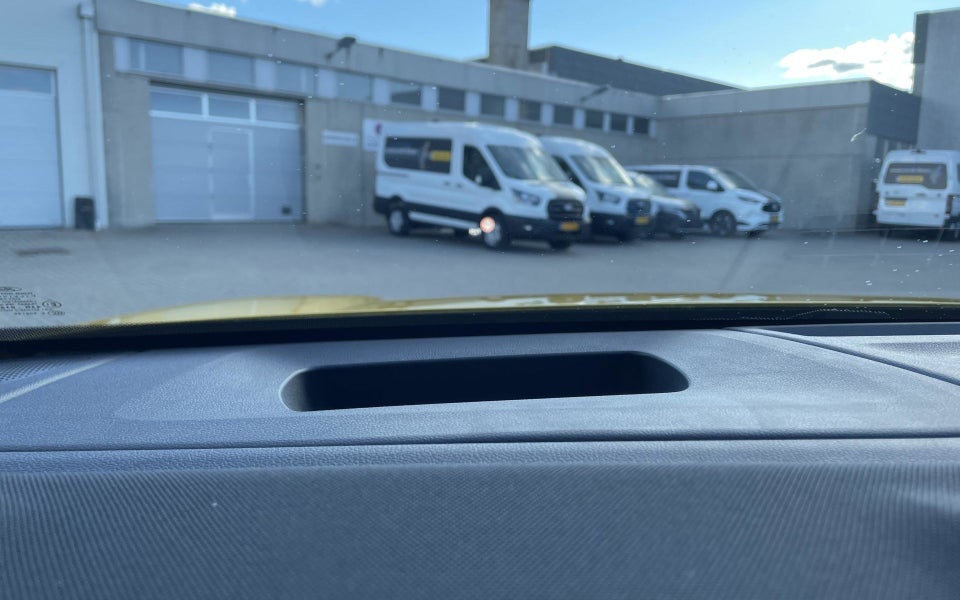 Ford Capri 84 Premium Extended Range AWD 5d