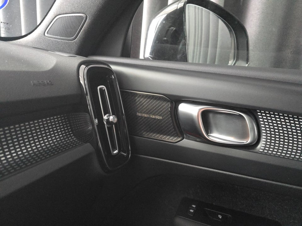 Volvo XC40 1,5 T5 ReCharge R-Design aut. 5d