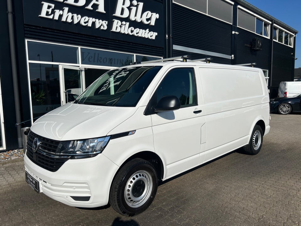 VW Transporter 2,0 TDi 110 Kassevogn lang