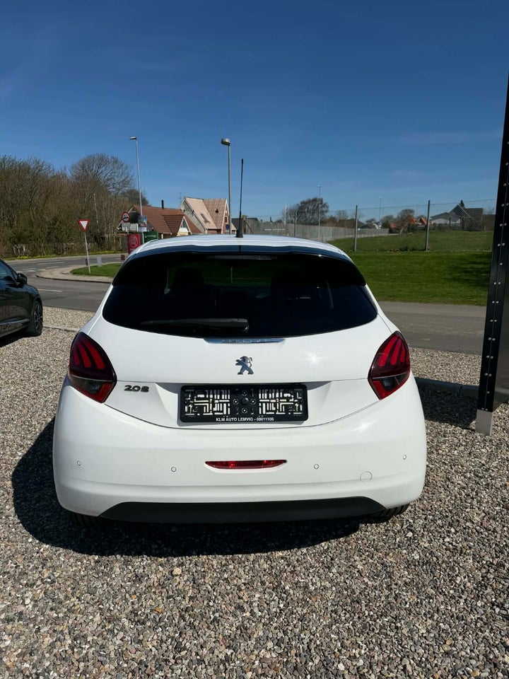 Peugeot 208 1,6 BlueHDi 100 Allure Sky 5d
