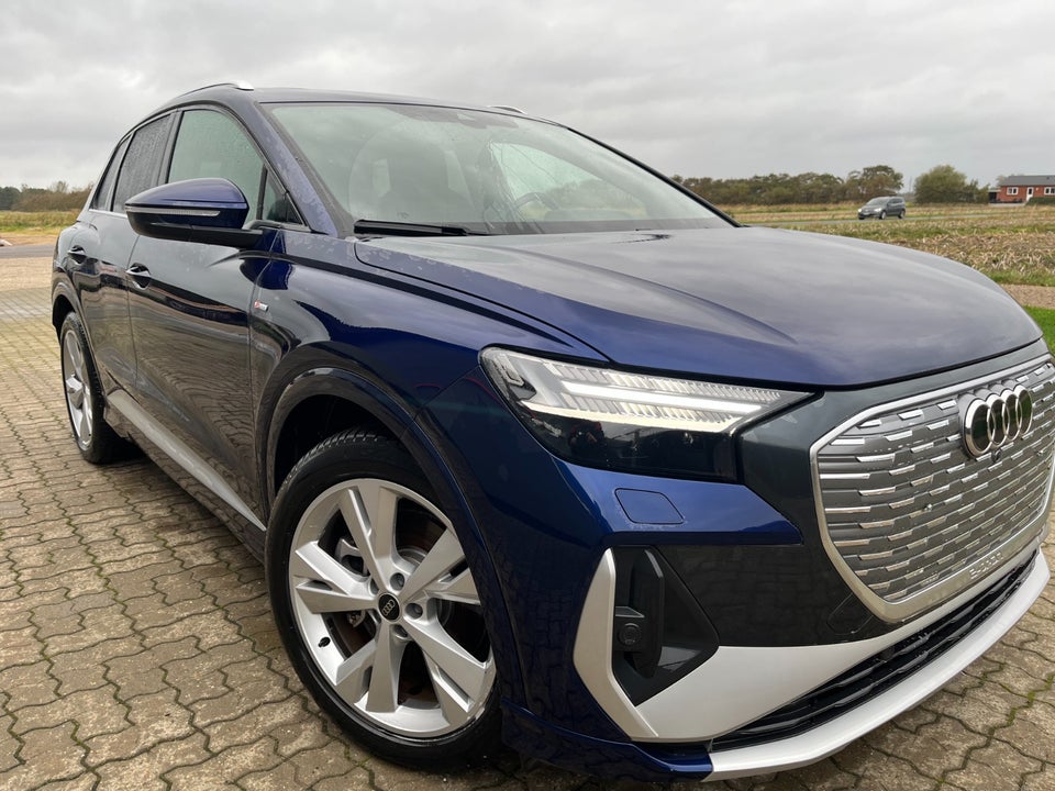 Audi Q4 e-tron 40 S-line 5d